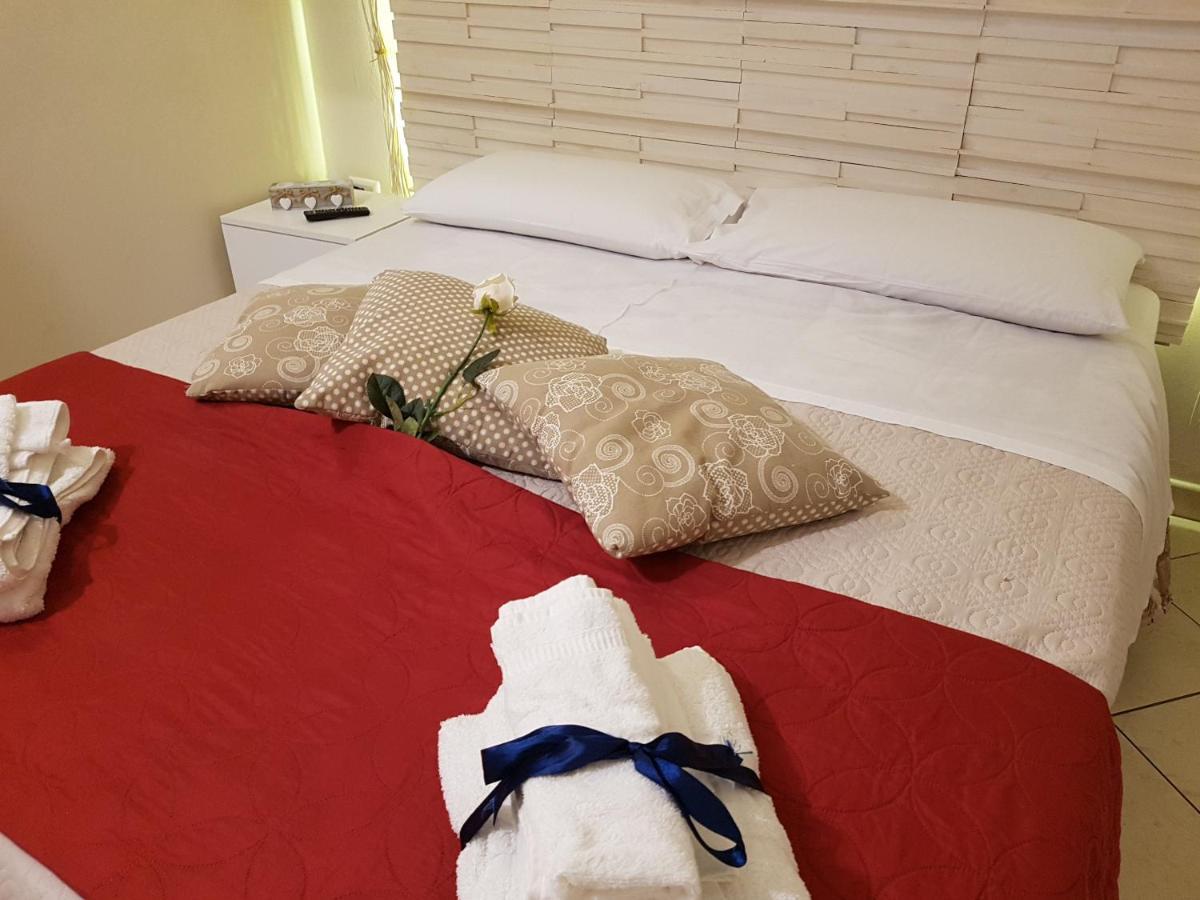 Philos - Appartements & Rooms Taranto Kültér fotó